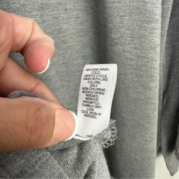 Cato Womens Size XL Gray Long Sleeve Top Off White Faux Fur Cowl Neck & Wrist - Picture 10 of 10